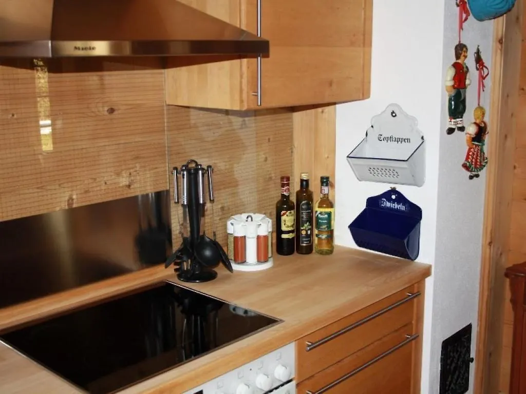 Πλωτό κατάλυμα Hintermair Comfortable Holiday Residence Γκάρμις-Παρτενκίρχεν